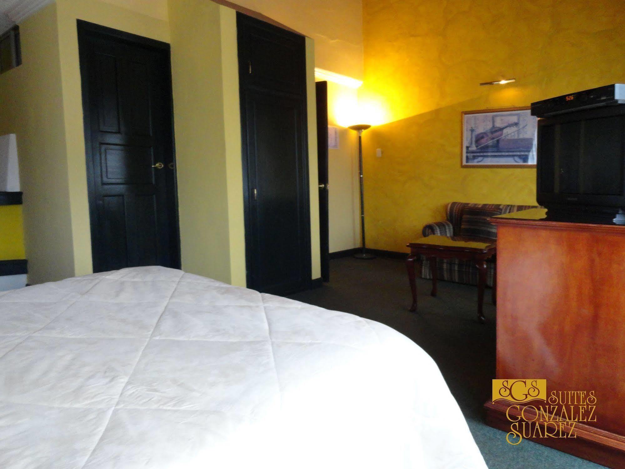 Hotel Suites Gonzalez Suarez Quito Exterior photo
